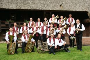 Schwarzwaldmusikanten: Hock mit Blasmusik-Konzert auf dem Kanzleiplatz