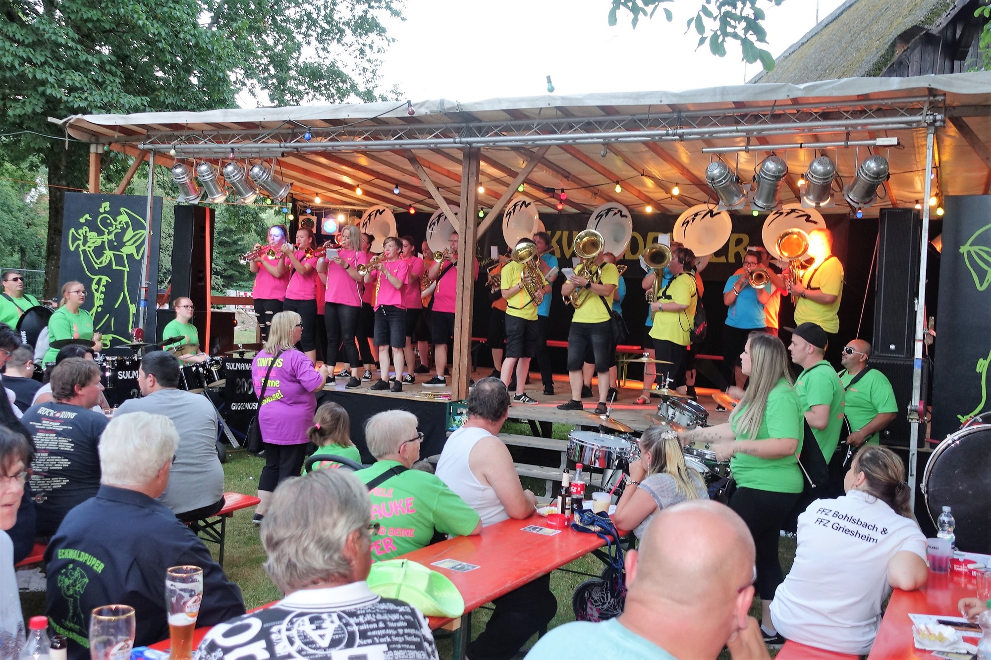 2019-7-3-ZE-UH-hpw-Guggenmusik Open-Air-gugge-open-Air 2019 (100)