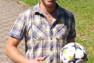 2019-7-5-OH-dh-SVO-Ortsturnier2019-Ballspende-Isenmann