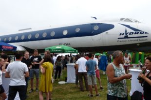2019-7-8-BI-bia-Hydro-Fliegerfest 2019-SP Flugzeug + Gäste