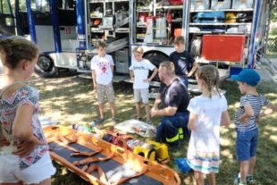 2019-7-8-ZE-UH-vo-Grundschulfeier DSCF9041