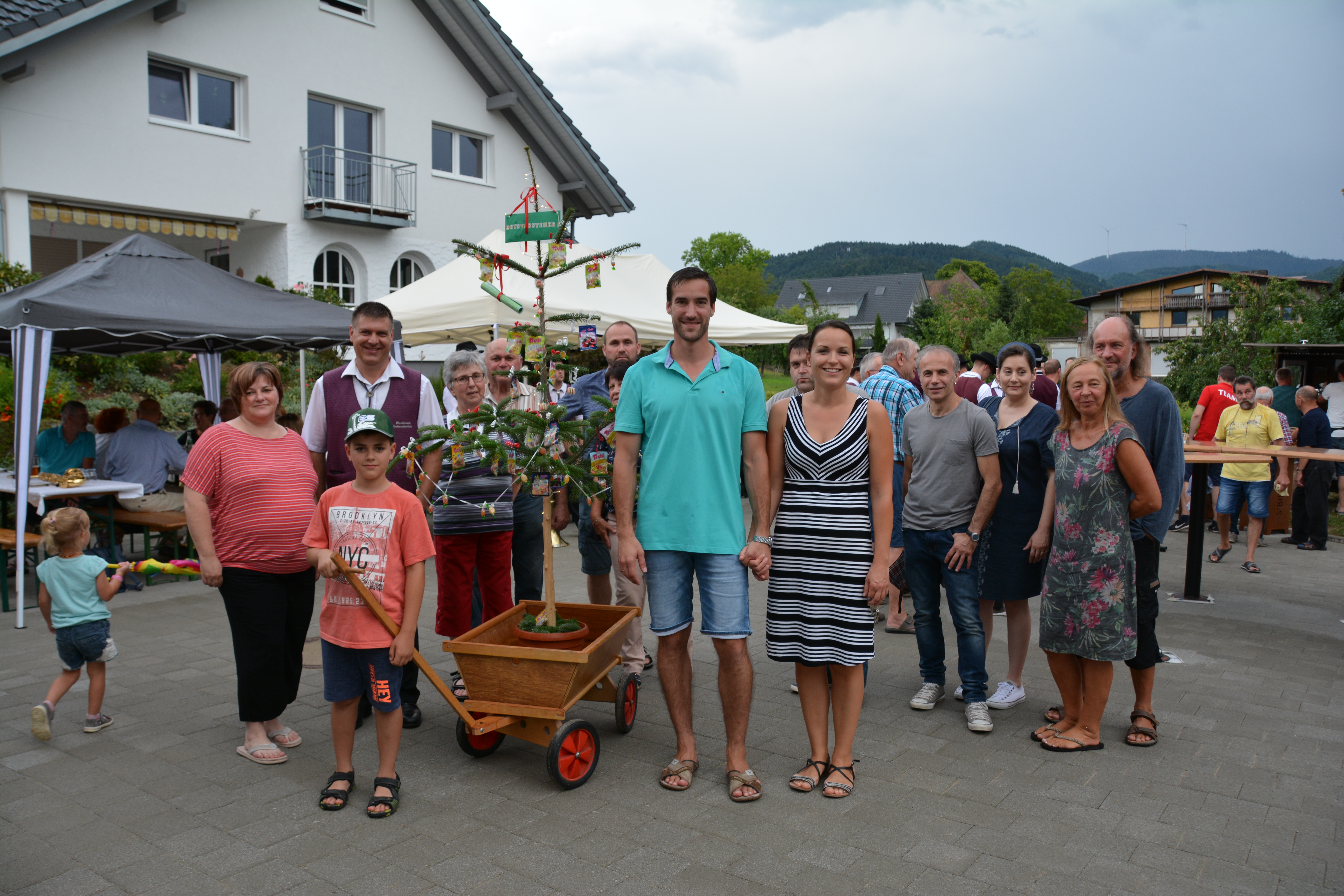 2019-8-12-ZE-UE-hps-Dumin Ortsvorsteher-Maibaum-DSC_8770 2