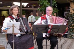 2019-8-23-OH-bia-Heimatsommer-+ Akkordeonspieler (2)