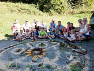 Ein Mandala aus Naturmaterialien