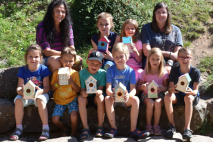 2019-9-6-34-NO-Kindergarten-Vogelhäuschen FotoPresse bunt FotoPresse