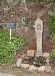 Arbeitseinsatz für Kleindenkmal