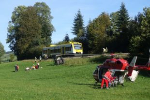 2019-10-14-ZE-UH-hpw-Unfall Traktor Zug Michaelskapelle (17)