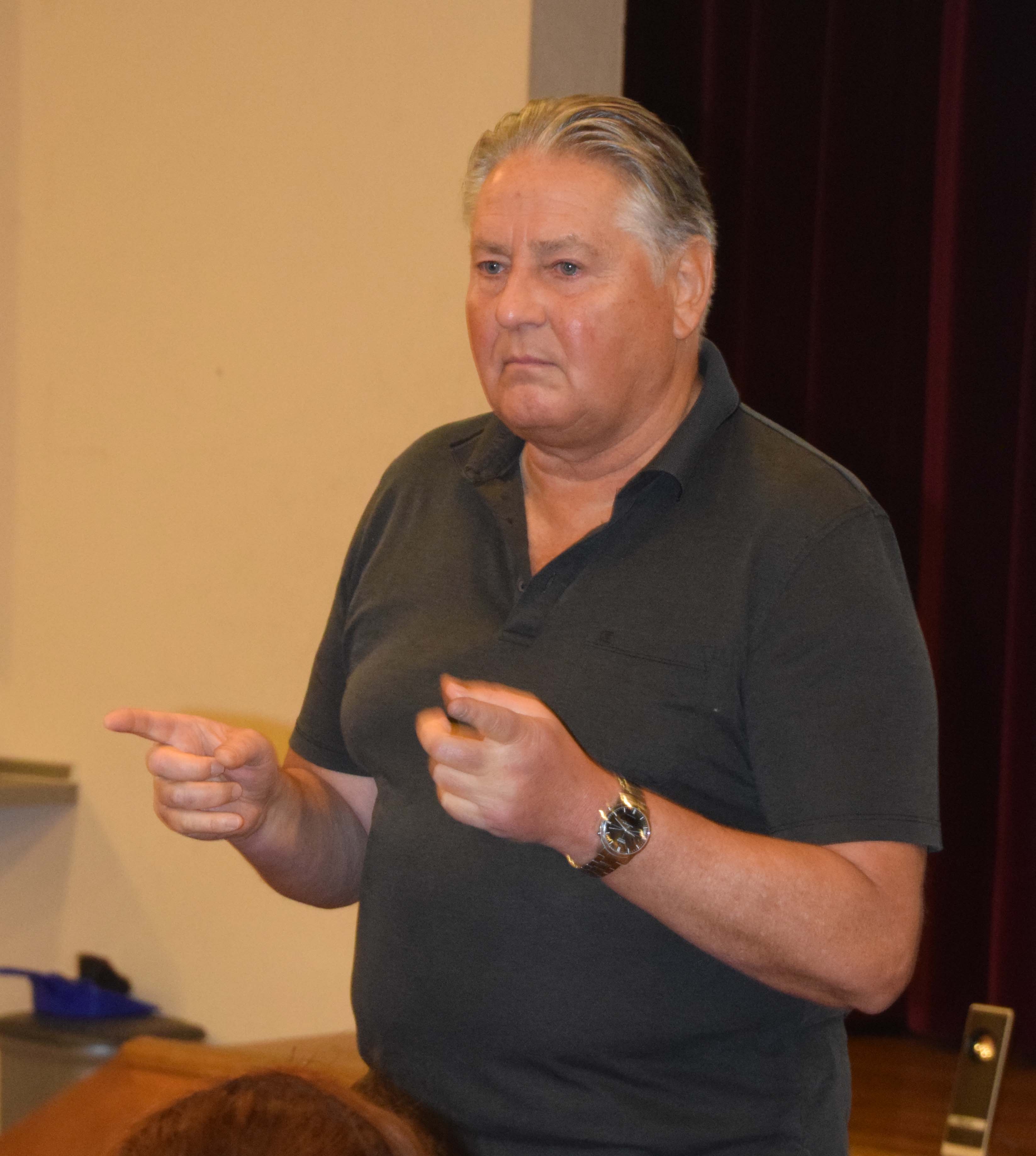 2019-10-16-NO-hv-Vortrag K2 von Bertram Rueb-DSC_1067