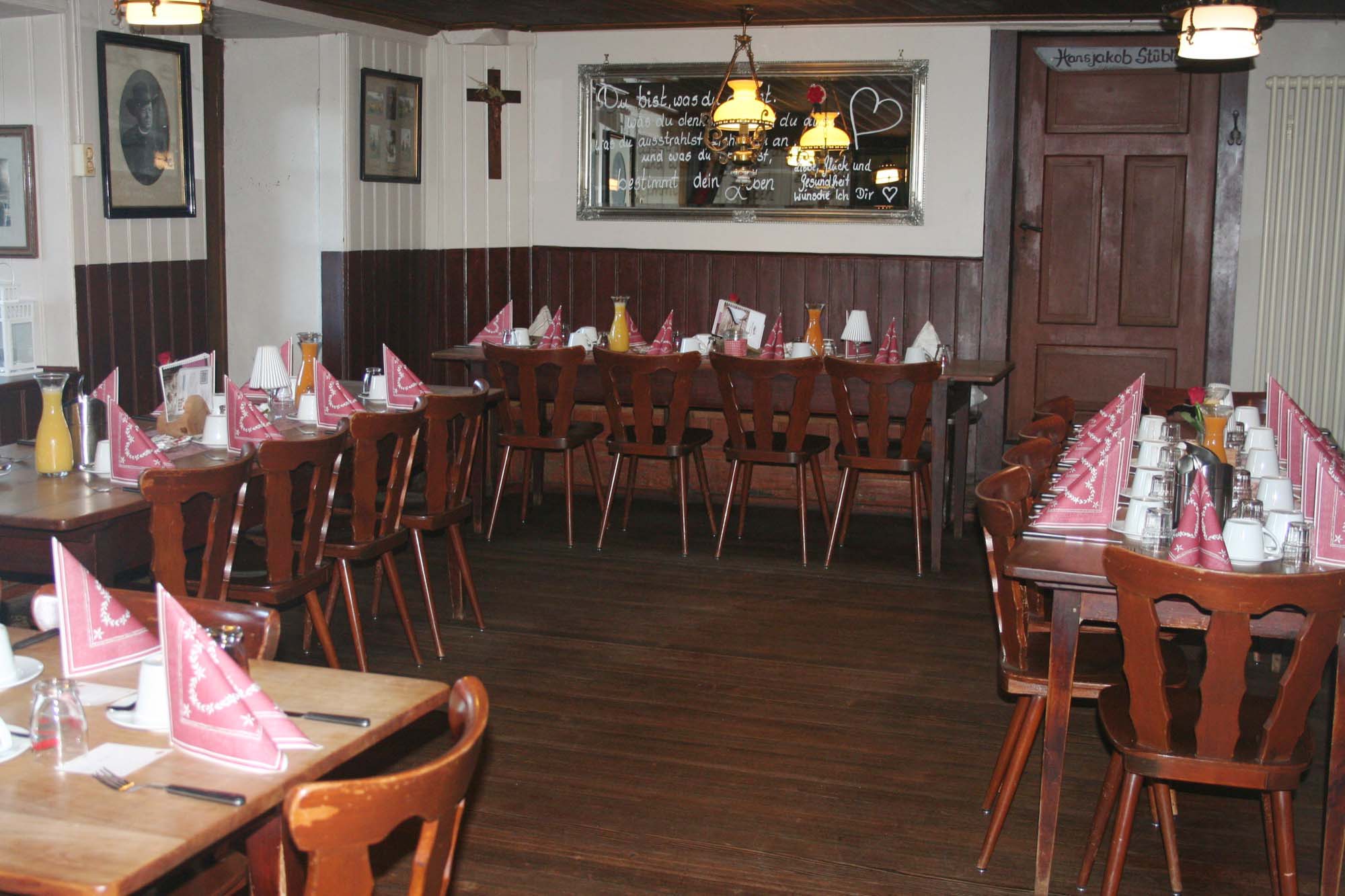 2019-10-18-NO-Michaela Neuberger-Moospfafffrühstück Mühlstein-IMG_8755 Nebenzimmer Mühlsteinfrühstück