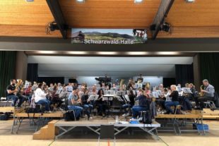 2019-10-28-ZE-UH-MVU-Probe Halle-Konzertabend der Musik- und Trachtenkapelle Unterharmersbach