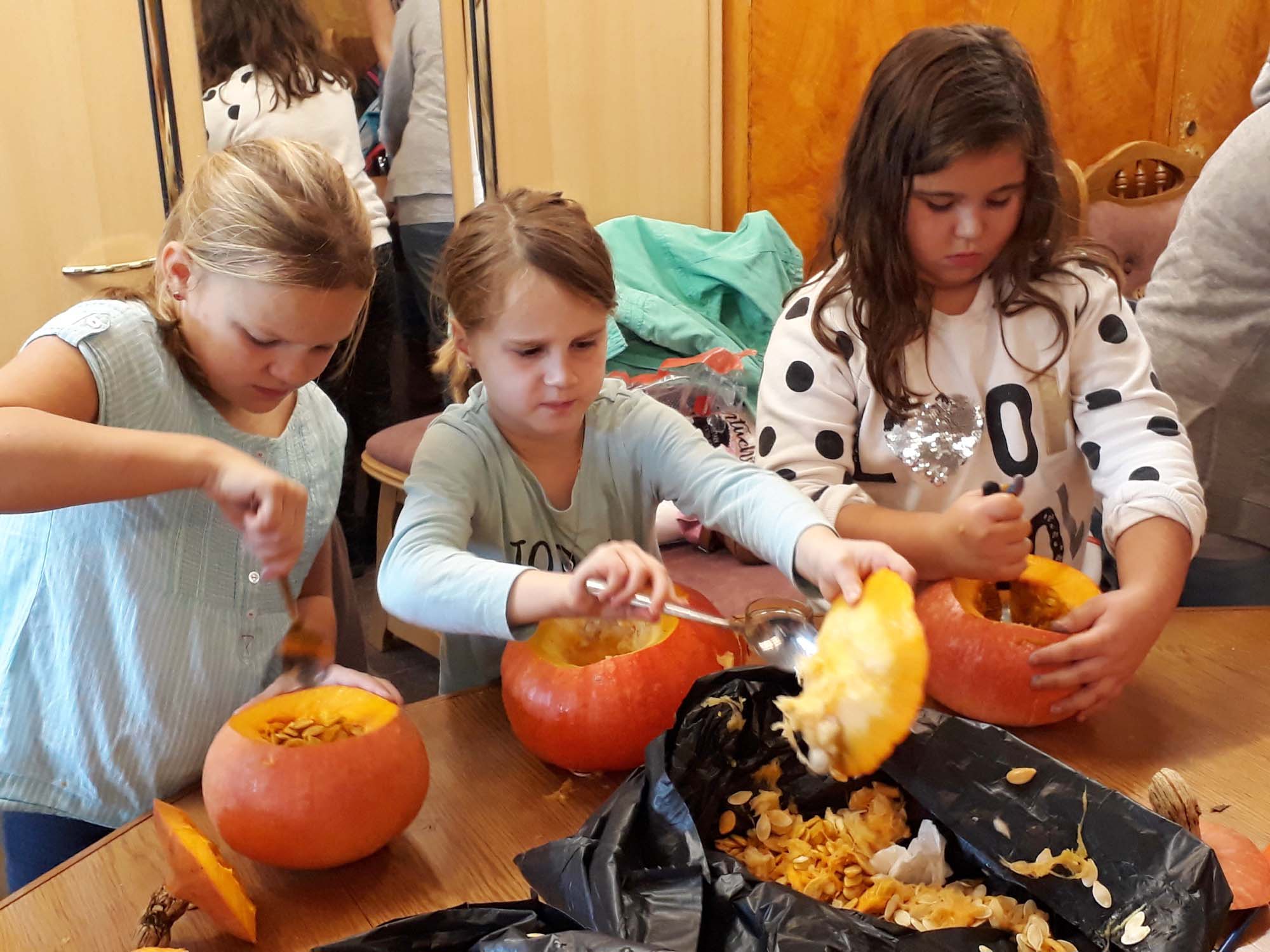 2019-10-31-OH-Marlen Engelmann-Bärenzunft-Basteln-20191018_161341