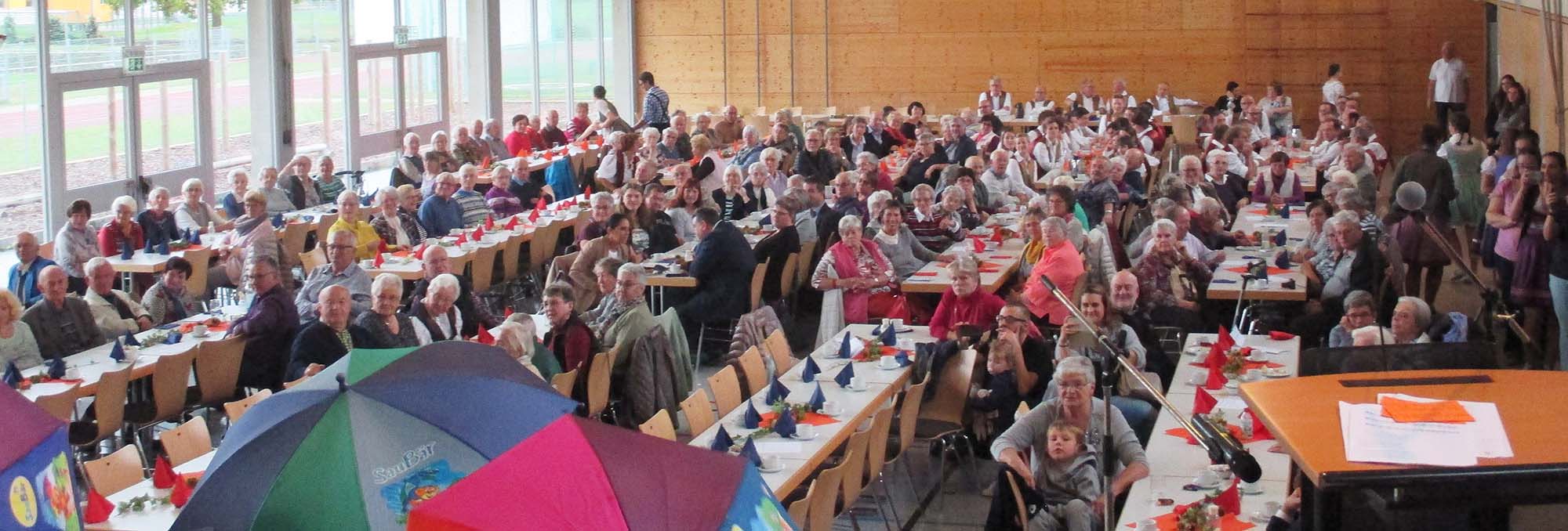 2019-10-7-BI-lth-Seniorennachmittag 191006 Fast voll besetzte Halle