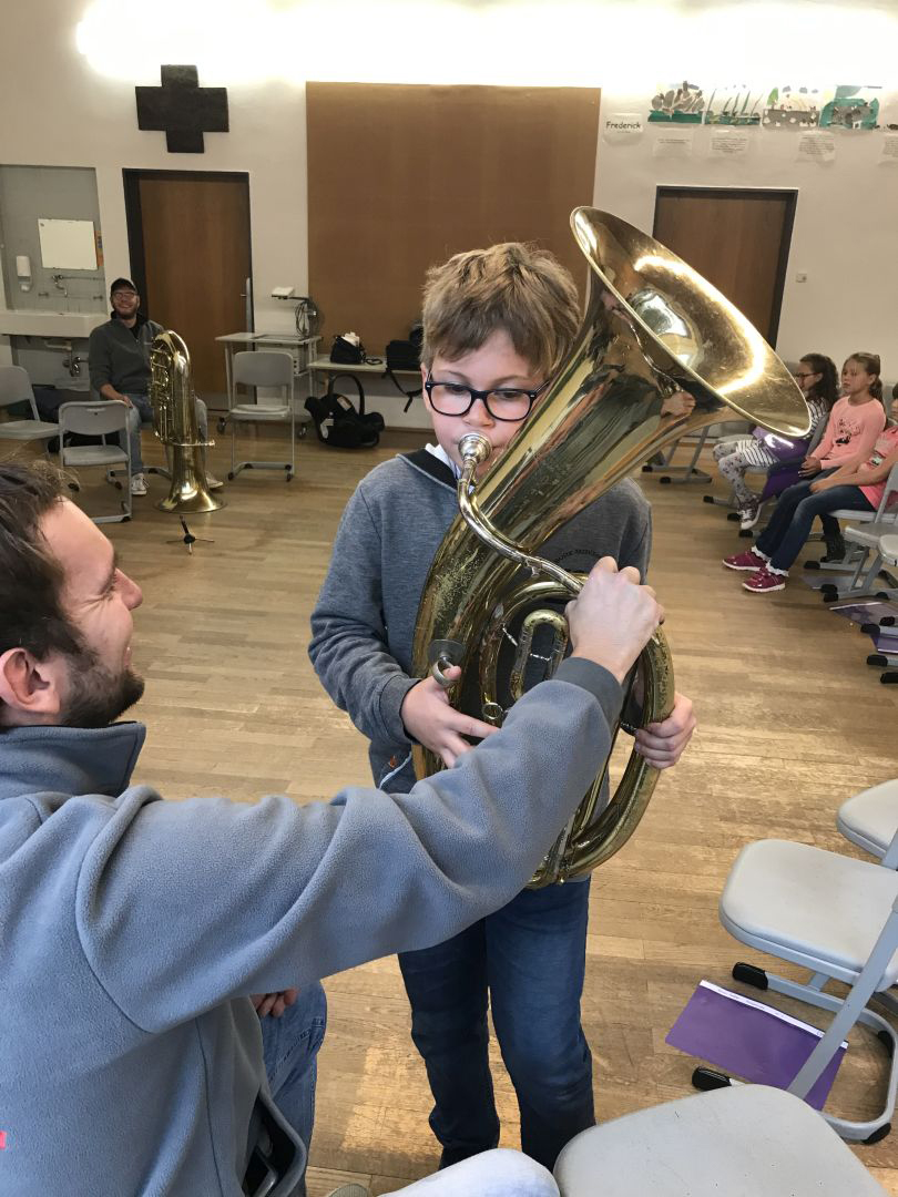 2019-10-7-OH-kal-Bläserklasse-Blä 4 Waldhorn