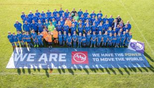 AAM stattet die gesamte FVU-Familie mit neuen Trikots aus