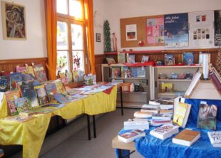 Kath. öffentliche Bücherei Biberach: Buchausstellung mit Kaffee und Kuchen
