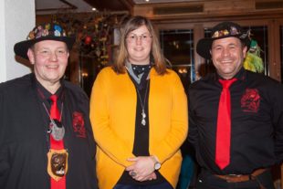 2019-11-13-OH-kal-Fasenteröffnung-Bärenzunft feiert beim Umzug weltweit-zvkIMG_1106b