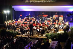 Musik- und Trachtenkapelle Unterharmersbach schenkte Publikum einen Abend der Spitzenklasse