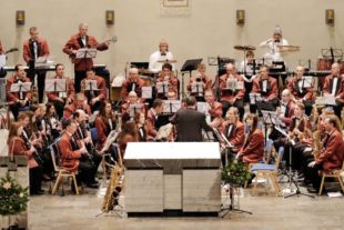 2017-12-20-BI-vo-Adventskonzert-Blasorchester-DSCF3346