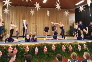 2019-12-11-BI-Robert Kiss-TVB-Nikolausfeier-Variationen am Boden und Barren