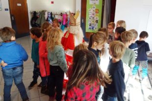 2019-12-11-ZE-UH-Christina Kuhlmann-Nikolausbesuch GS UH