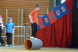 2019-12-11-ZE-UH-GS Uhb-Zirkusprojekt 2020-Zirkusbild3