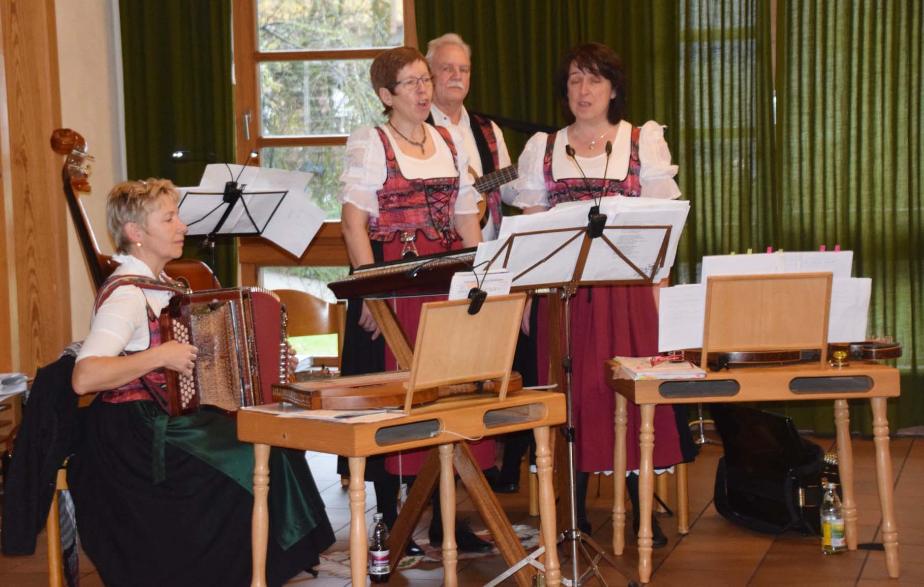 2019-12-13-NO-hv-Adventsfeier-Altenwerk NO-DSC_0050