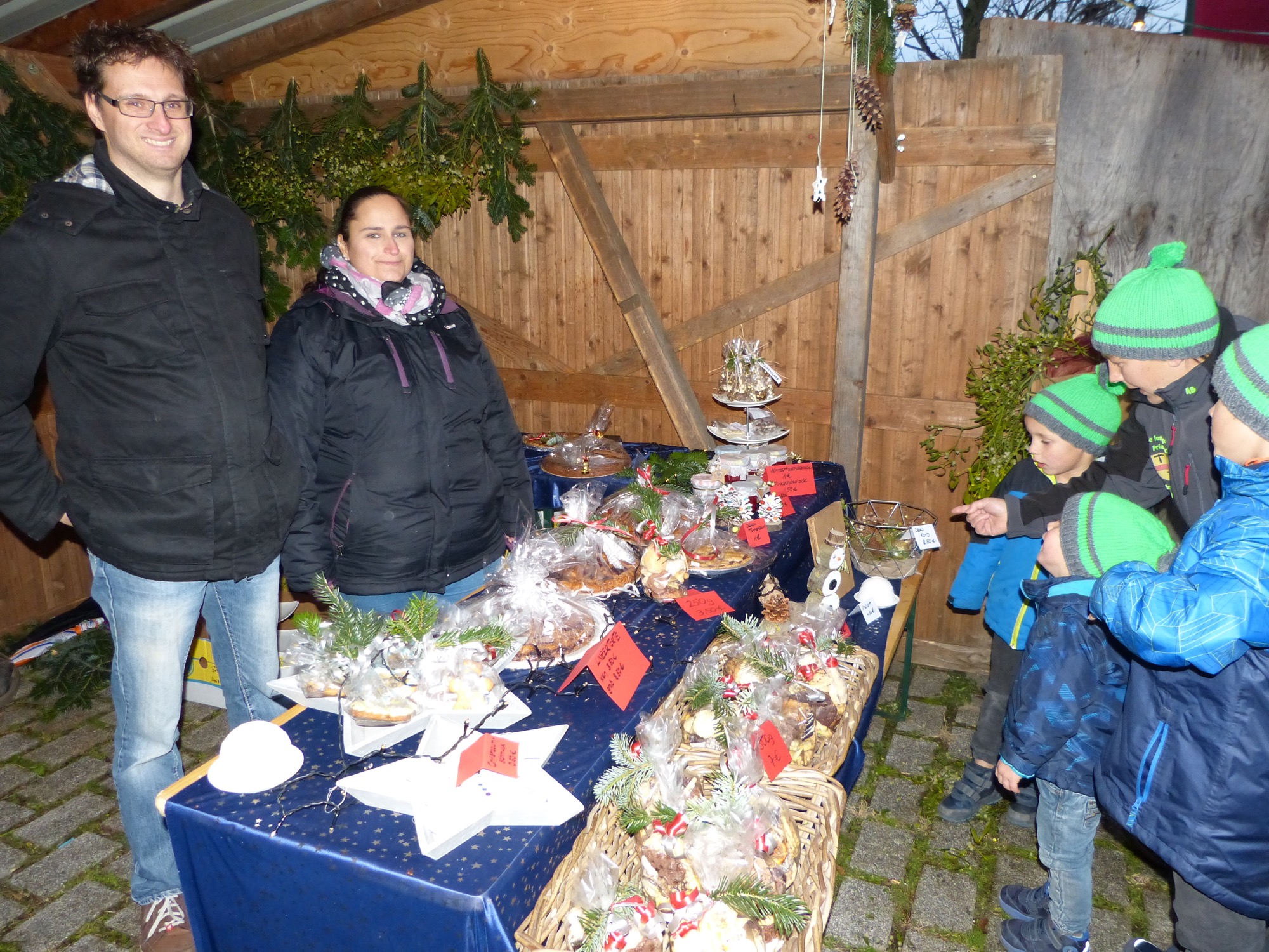2019-12-2-BI-bia-Weihnachtsmarkt-u-Kiga-Plätzchen (2)