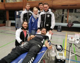Handballer verschenken Blut und Punkte