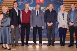 2019-12-20-ZE-UH-hpw-AAM-Weihnachtsfeier-3vJtcxyc_jpeg