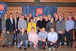 2019-12-20-ZE-UH-hpw-AAM-Weihnachtsfeier-McKTw7Y4_jpeg