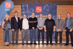 2019-12-20-ZE-UH-hpw-AAM-Weihnachtsfeier-Wk_R6uHw_jpeg