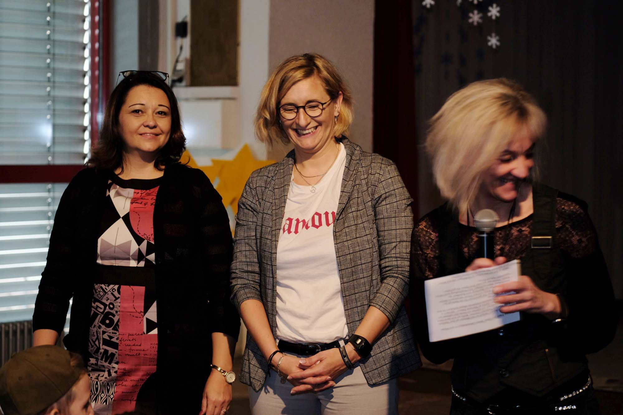 2019-12-20-ZE-UH-vo-Grundschule Weihnachtsfeier DSCF1661 Zeferer