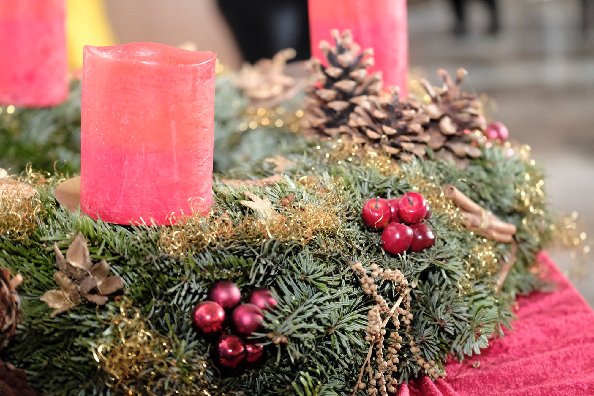 2019-12-20-ZE-UH-vo-Grundschule Weihnachtsfeier DSCF1688 Kranz