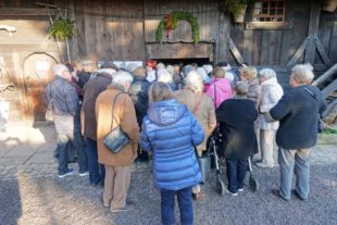 2019-12-6-ZE-UH-hpw-Krippenausstellung ansturm krippen (4)