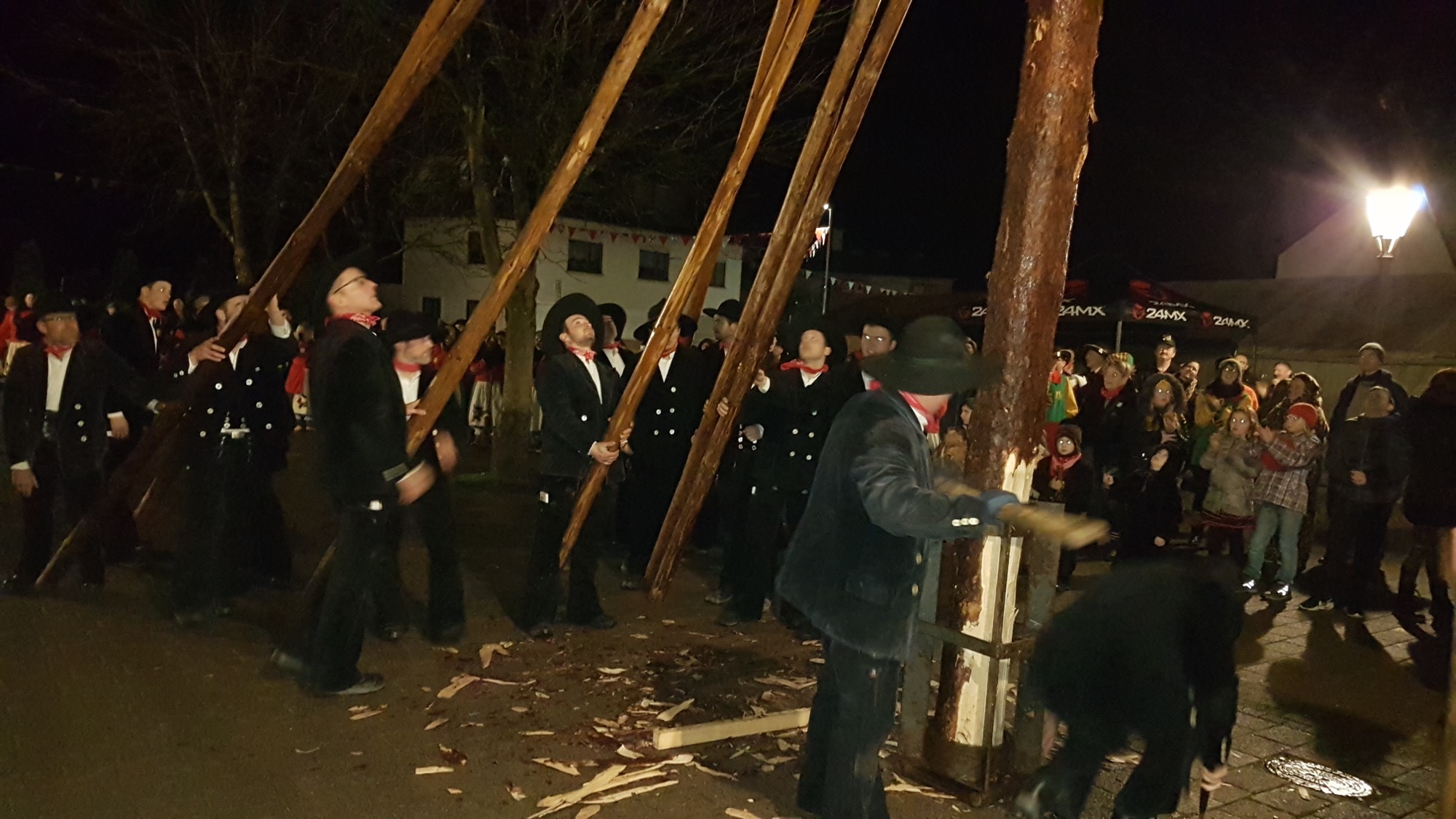 2020-1-20-ZE-UH-hpw-Eckwaldhexen-Baumstellen-20200117_195732