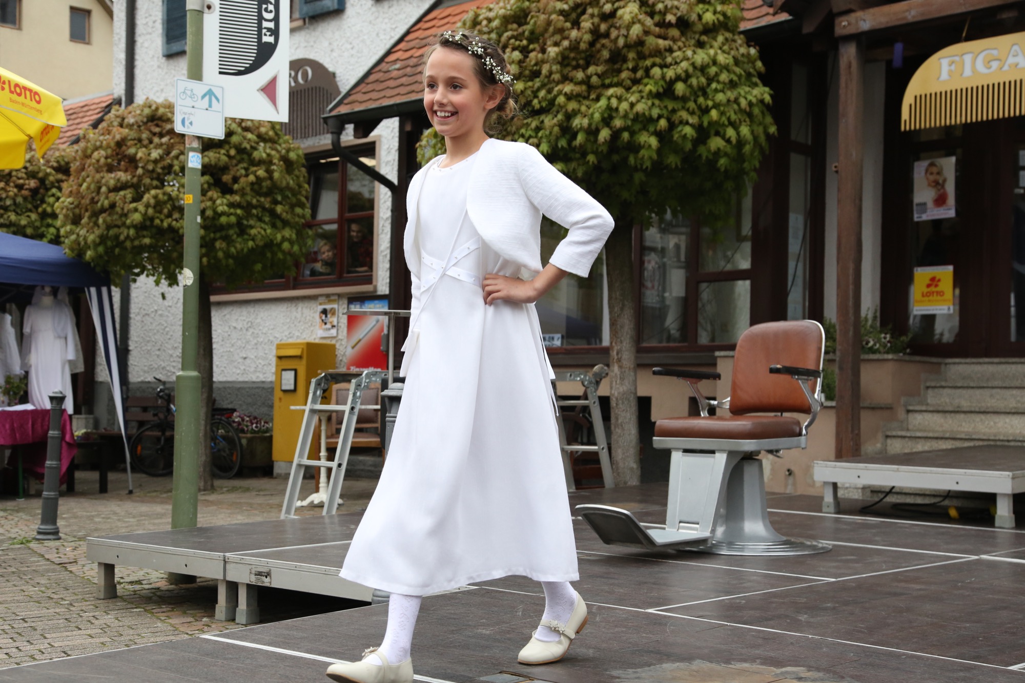 2020-1-22-BI-Katja Kastens-Tauf-u-Kommunionsausstellung-5D3_6331