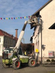 Narrenzunft-Frauen haben 3.000 neue Fähnchen genäht