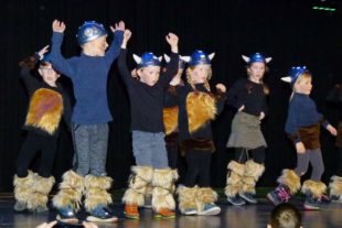 2020-2-19-OH-Bärenzunft OH-Kinderball-Kindervolkstanzgruppe_4