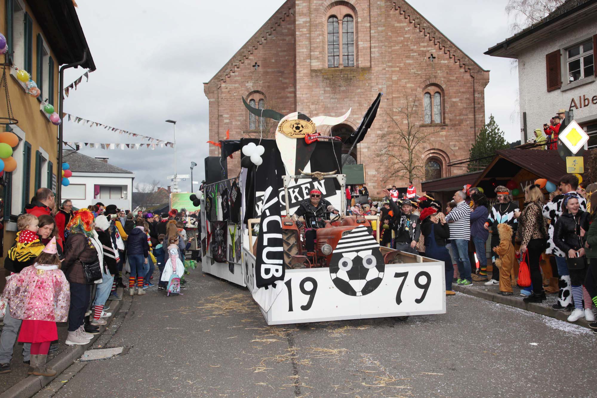 2020-2-26-OH-kal-Umzug Oberharmersbach-zzzvkIMG_2730