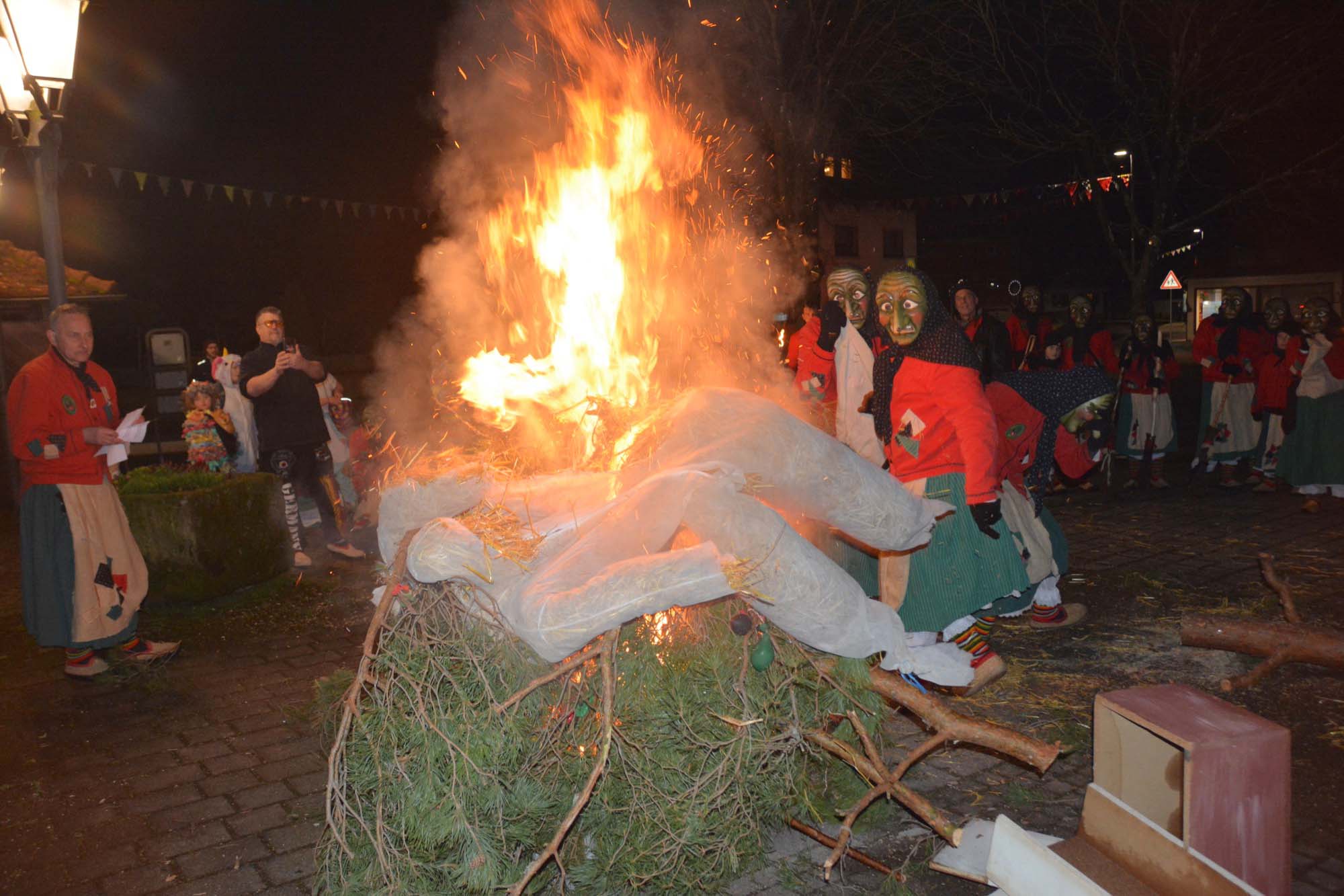 2020-2-26-ZE-UH-hps-Hexenverbrennung-DSC_4447 2