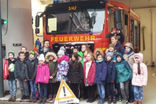 2020-2-5-ZE-UH-Daniel Kuderer-Grundschule UH bei Feuerwehr-20200204_104340