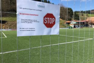 2020-3-25-BI-PB-Verein-DJK-2020 Corona Platz gesperrt