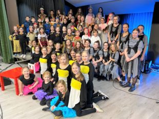 Am Sonntag stehen 100 Kinder bei »Felicitas Kunterbunt« auf der Bühne