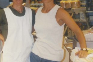 2020-4-20-BI-Bäckerei-Schwendemann-Mitarbeiterin