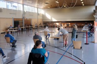 2020-4-22-BI-vo- Gemeinderat in Sporthalle DSCF3907