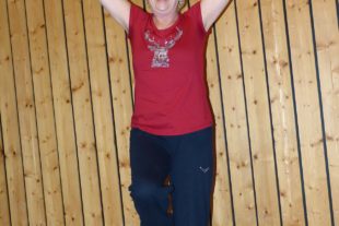 2020-4-3-OH-bia-Landfrauen-Anna Rombach-u-Theraband-neu