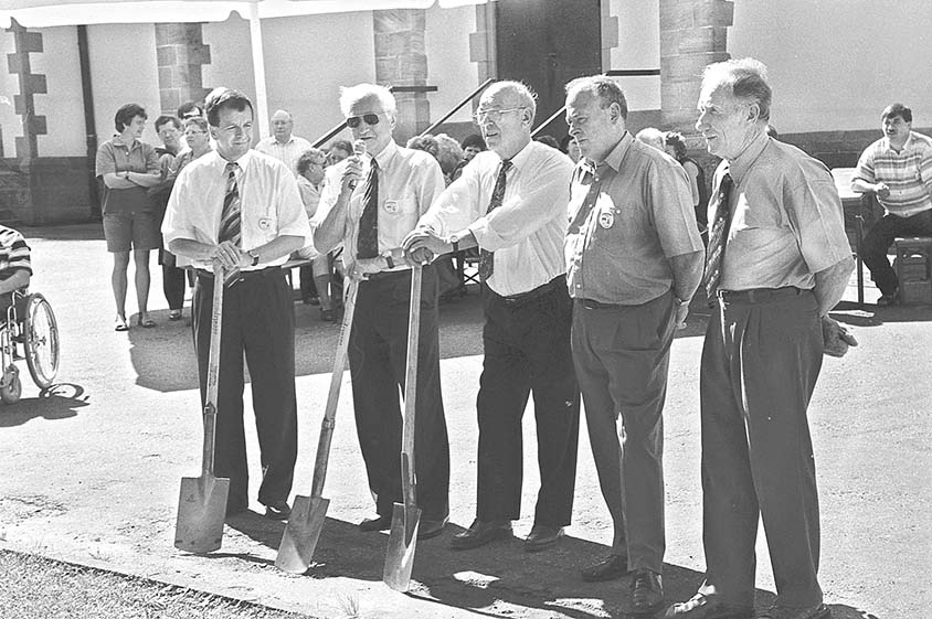 2020-5-13-13-NO-Niedernai-Feier-Baumpflanzung-Mai-2000-Nr5