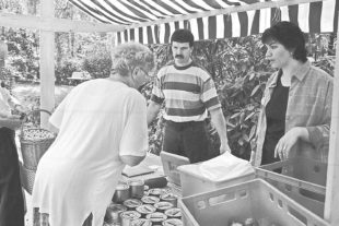 2020-5-13-33-NO-Niedernai-Feier-Bauernmarkt-Mai-2000-Nr15