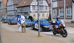 FVU-Handballer feiern Aufstieg mit Autokorso