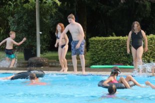 2018-8-6-OH-Toruist-Info-Kindersommer-Schwimmbad